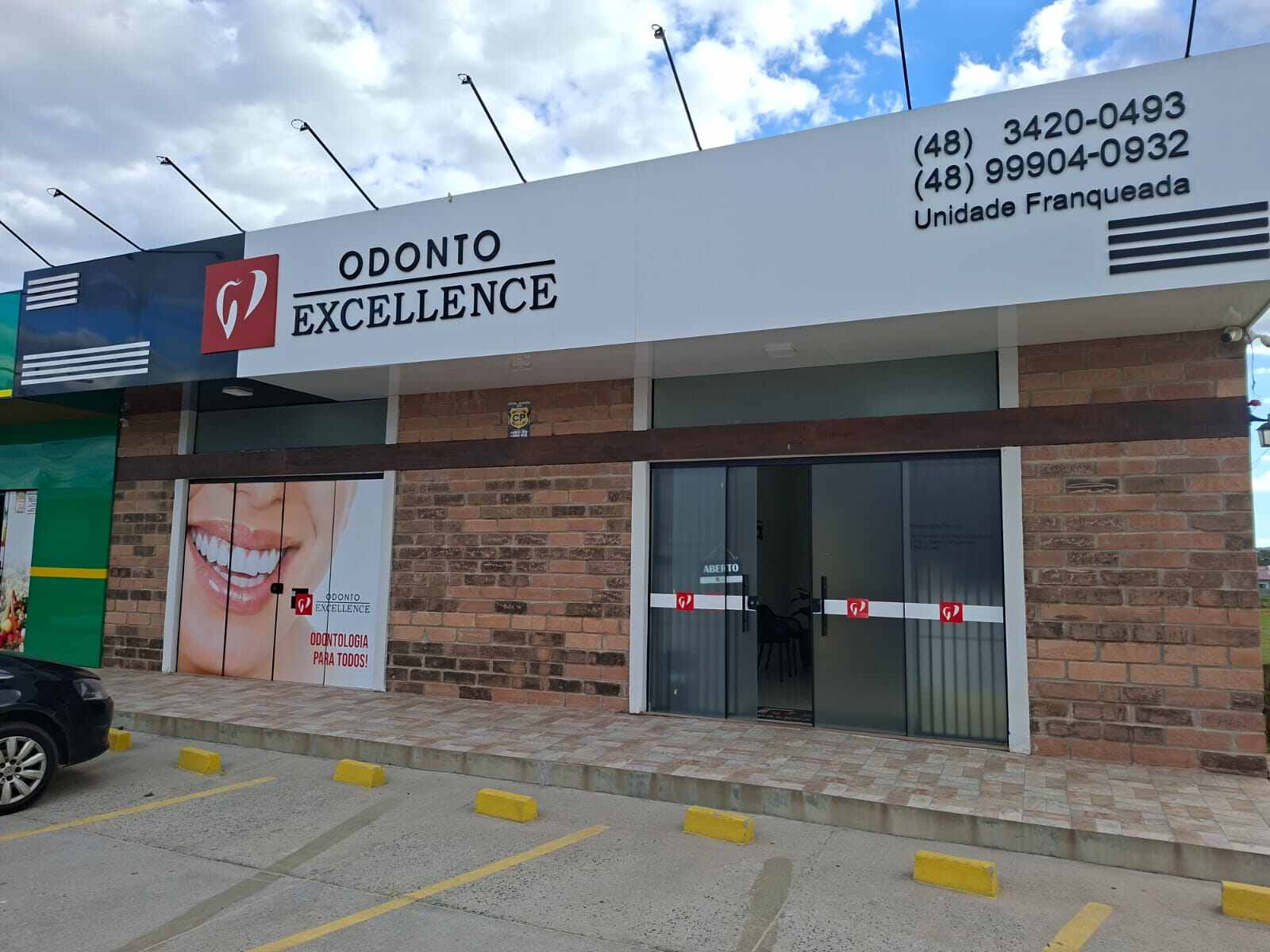 Fachada da clínica Odonto Excellence